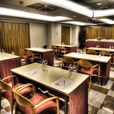 Zenit Diplomatic Hotell Andorra la Vella Exteriör bild
