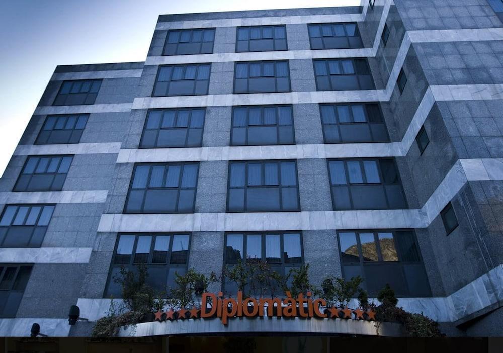 Zenit Diplomatic Hotell Andorra la Vella Exteriör bild