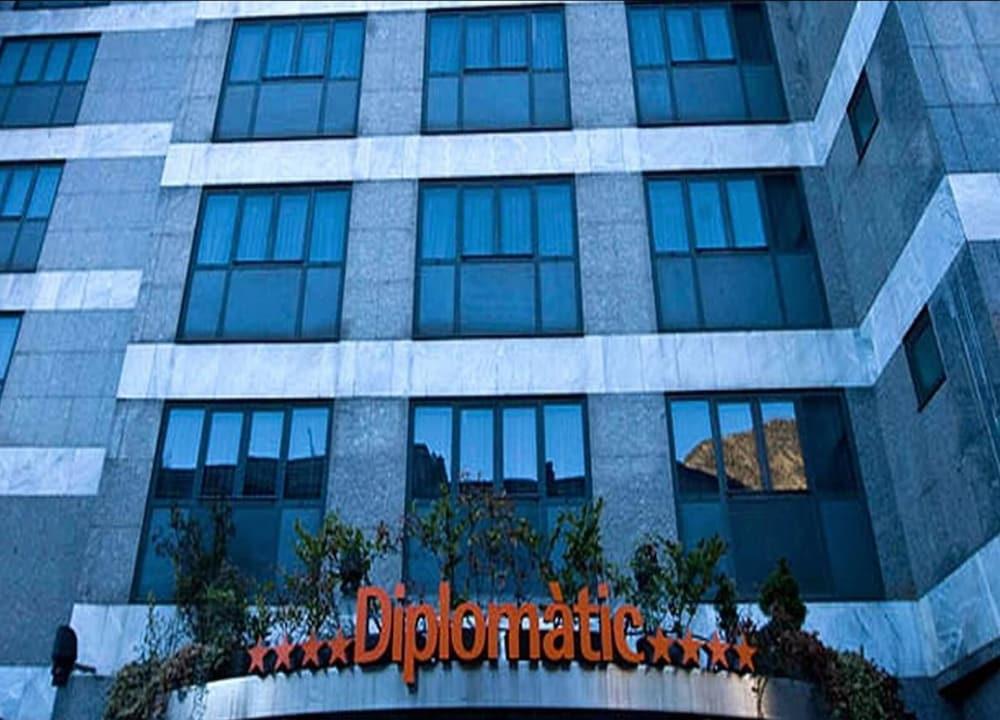 Zenit Diplomatic Hotell Andorra la Vella Exteriör bild