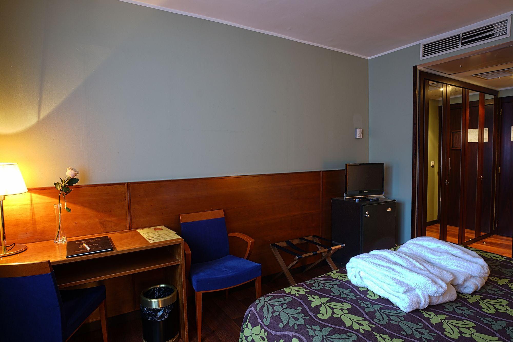 Zenit Diplomatic Hotell Andorra la Vella Exteriör bild
