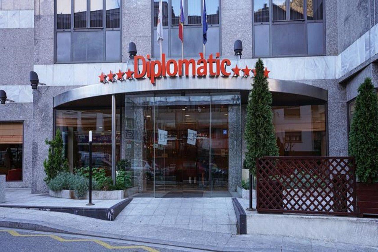 Zenit Diplomatic Hotell Andorra la Vella Exteriör bild