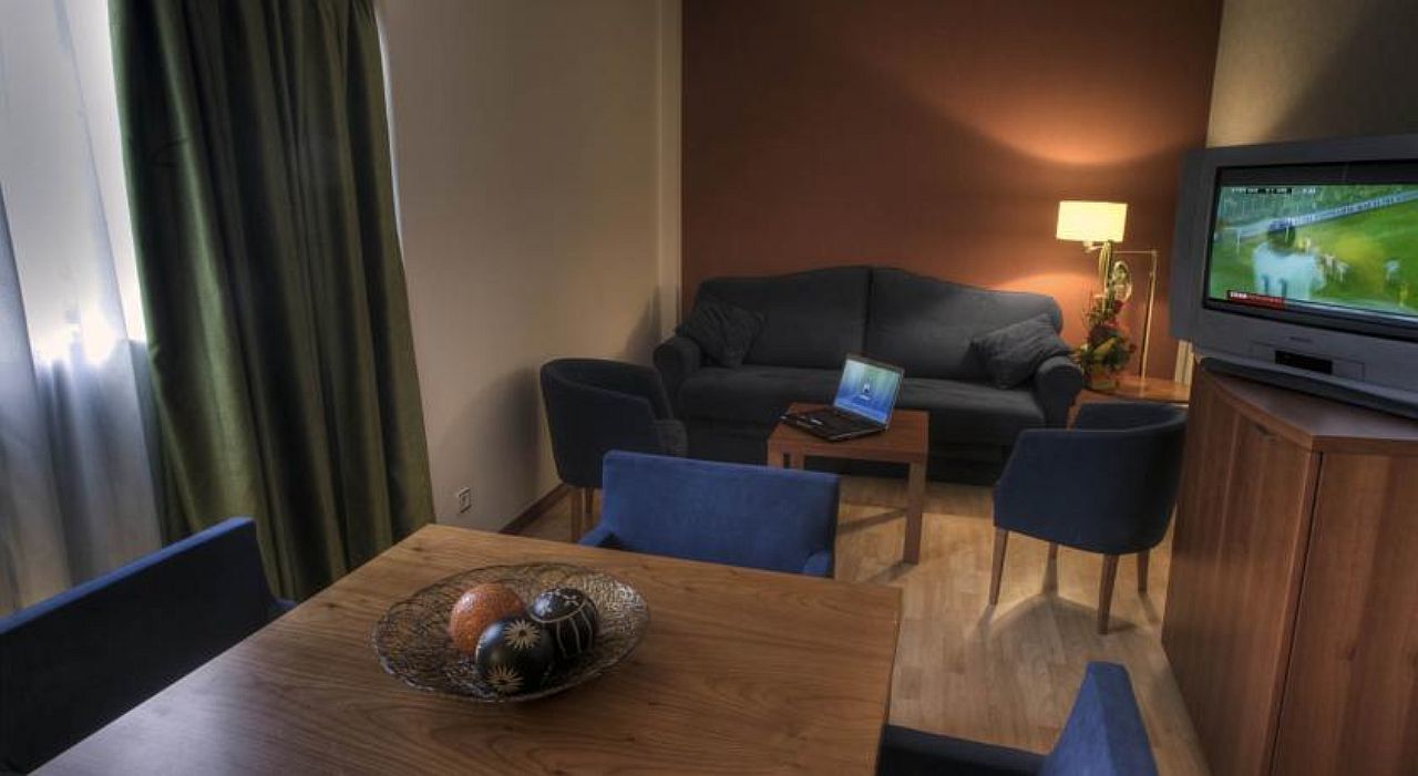 Zenit Diplomatic Hotell Andorra la Vella Exteriör bild
